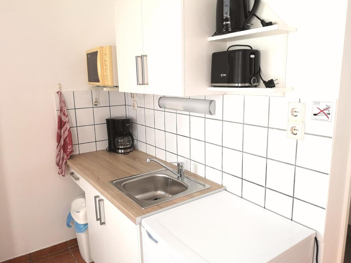Apartman Kaszas Garden Mosonmagyaróvár Buitenkant foto
