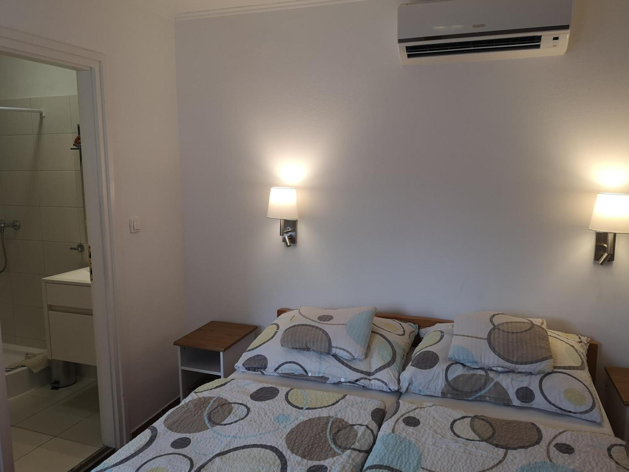 Apartman Kaszas Garden Mosonmagyaróvár Buitenkant foto