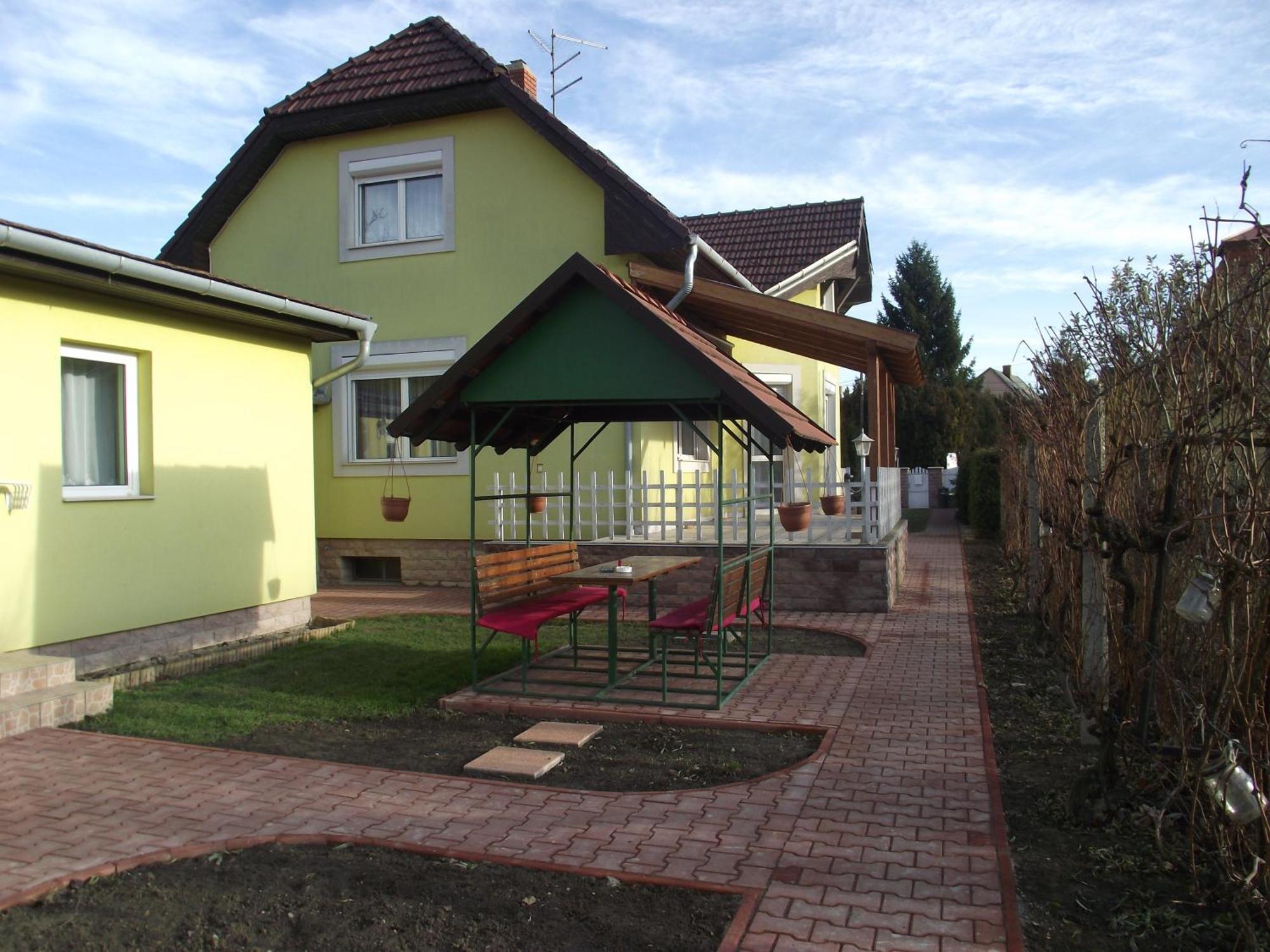 Apartman Kaszas Garden Mosonmagyaróvár Buitenkant foto