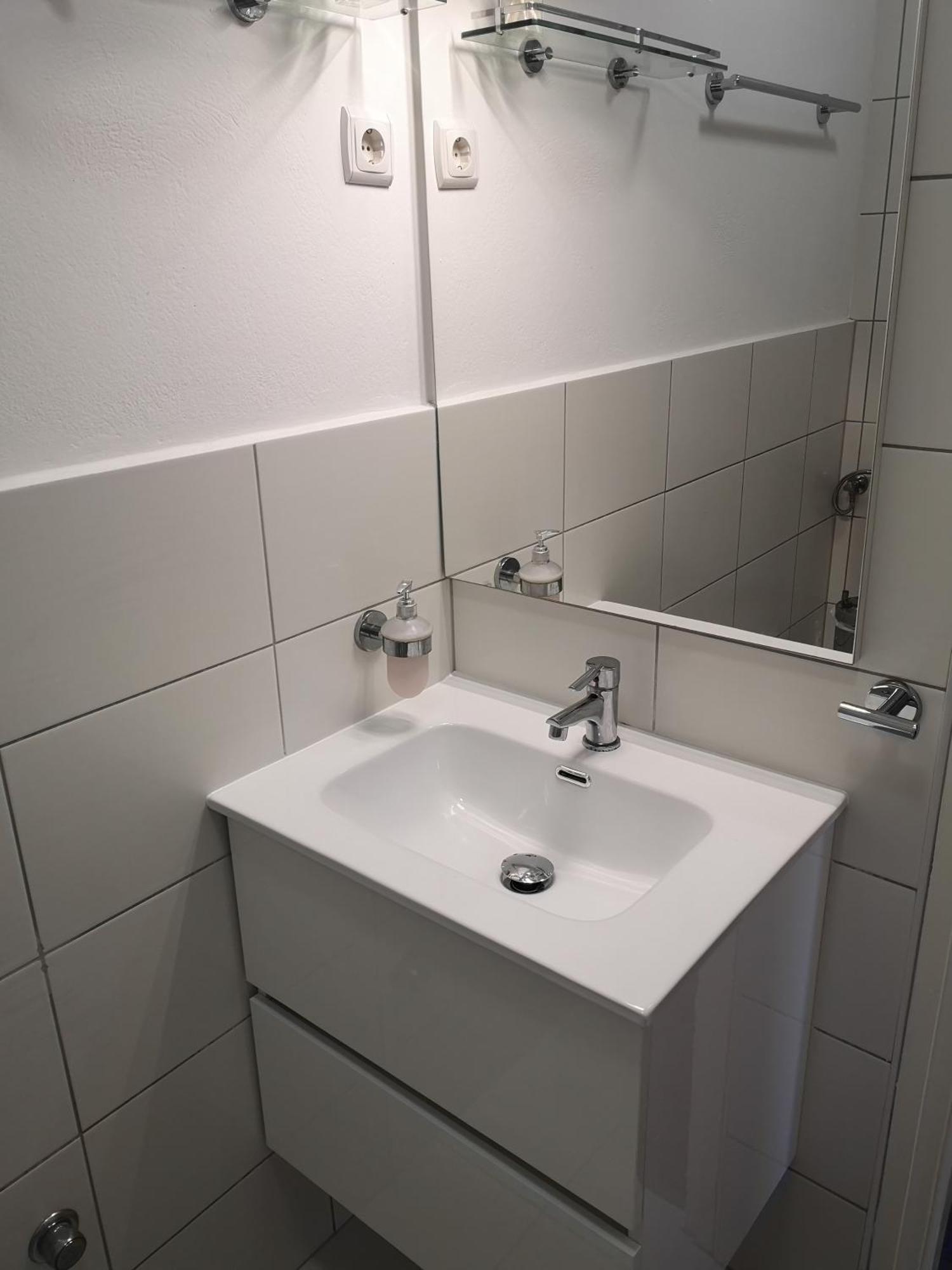 Apartman Kaszas Garden Mosonmagyaróvár Buitenkant foto