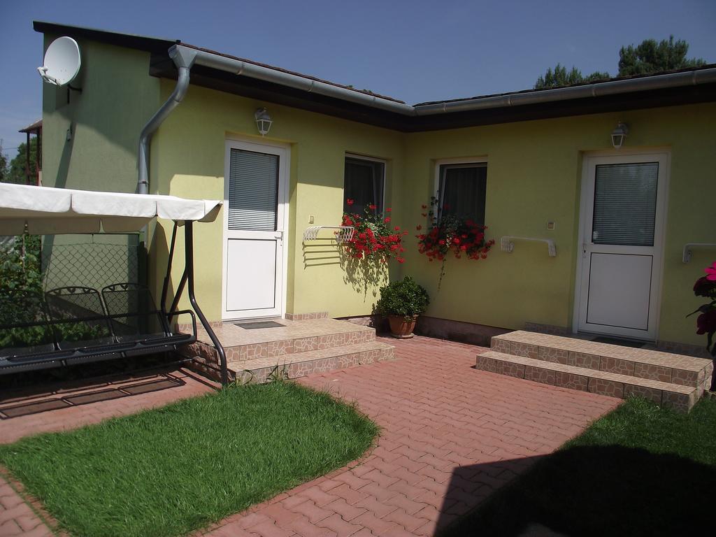 Apartman Kaszas Garden Mosonmagyaróvár Buitenkant foto